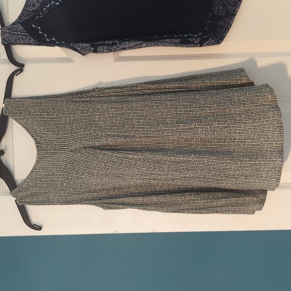 3 Vintage Lucky Brand Tanks - Picture 10 of 15